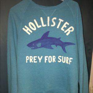 Shark CrewNeck